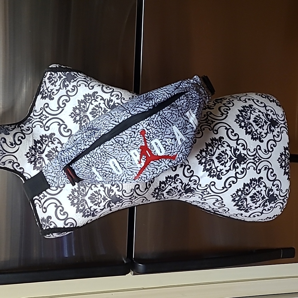 Jordan Unisex Crossbody Bag